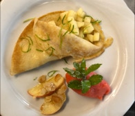 Gefülltes Flädle mit Sorbet